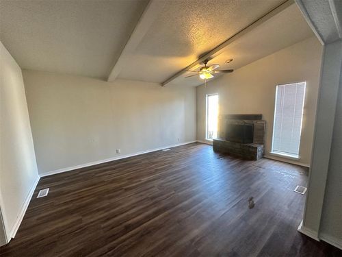 405 Norton Cir, Yukon, OK, 73099-6508 | Card Image