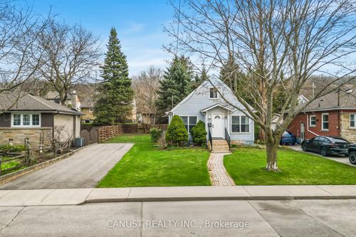 19 Beaucourt Rd, Hamilton, ON, L8S2R1 | Card Image