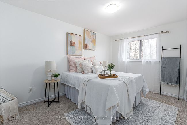 480 Sedan Cres, House attached with 4 bedrooms, 2 bathrooms and 3 parking in Oshawa ON | Image 10