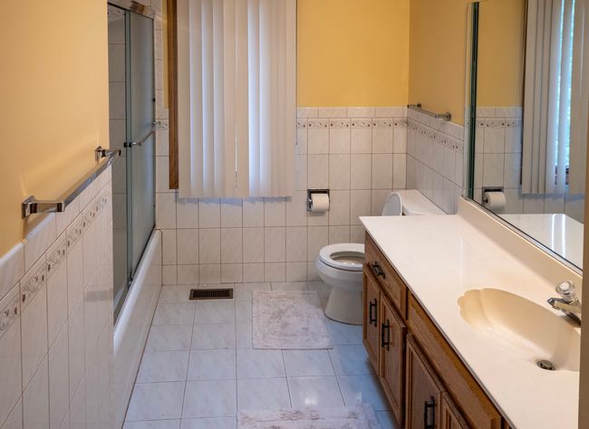 1707 Frediani Ct, House other with 5 bedrooms, 5 bathrooms and 2 parking in Mount Prospect IL | Image 20