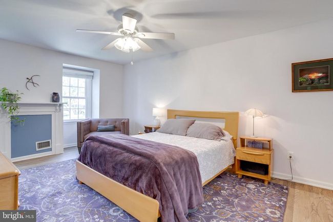8801 Aquary Ct, House other with 5 bedrooms, 4 bathrooms and null parking in SPRINGFIELD VA | Image 13