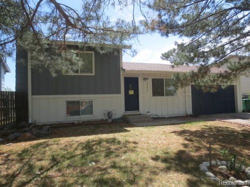 15946 E 17th Pl, Aurora, CO, 80011-4704 | Card Image