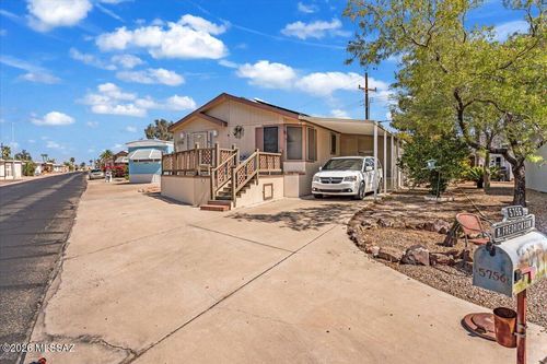5756 W Flying M St, Tucson, AZ, 85713-6421 | Card Image
