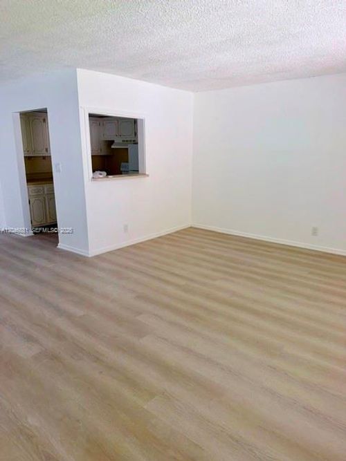 b-41 Salisbury E, West Palm Beach, FL, 33417 | Card Image