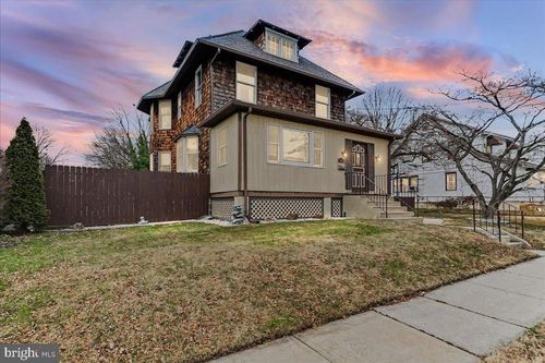 140 Isabel Ave, GLENOLDEN, PA, 19036-1408 | Card Image