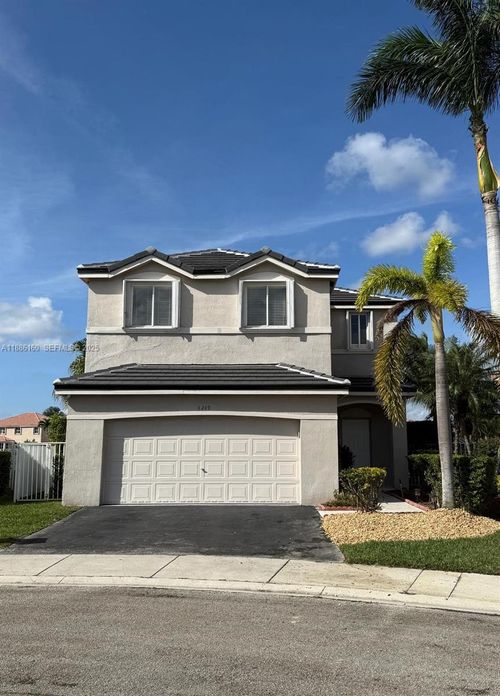 4249 Magnolia Ridge Dr, Weston, FL, 33331-5001 | Card Image
