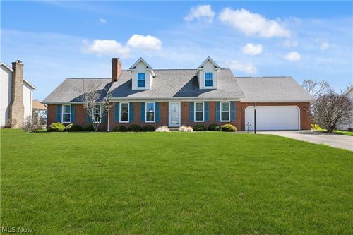 3364 Waterford Ave Nw, Canton, OH, 44708-5918 | Card Image