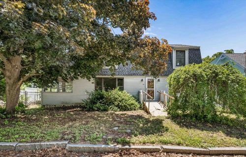 45 Marston St, Manchester, NH, 03102-5040 | Card Image