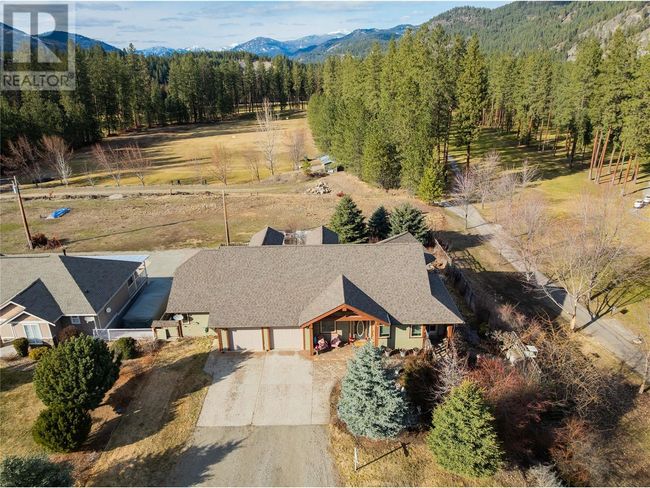 250 1 St Ave, House other with 3 bedrooms, 5 bathrooms and 3 parking in Kootenay Boundary BC | Image 79
