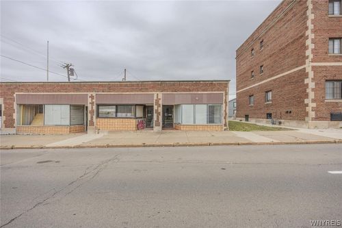 524 Main St, Niagara Falls, NY, 14301-1528 | Card Image