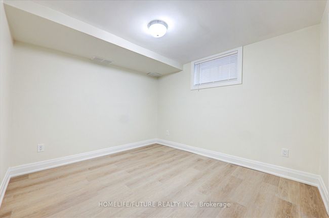 702 Emerson Ave, House other with 5 bedrooms, 2 bathrooms and 2 parking in Oshawa ON | Image 27