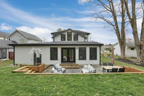 338 E Maple St, Granville, OH, 43023-1415 | Card Image