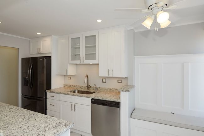 APT-1704 - 7033 N Kedzie Ave, Condo with 2 bedrooms, 2 bathrooms and 2 parking in Chicago IL | Image 14