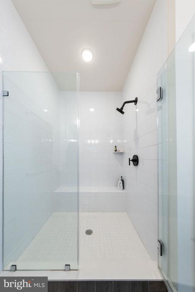 10567 Ratcliffe Trl, Townhouse with 3 bedrooms, 4 bathrooms and null parking in MANASSAS VA | Image 16