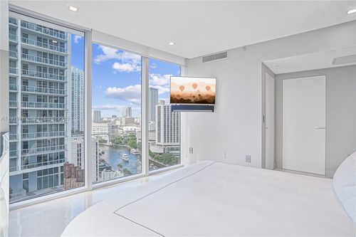 apt-1913-475 Brickell Ave, Miami, FL, 33131-2524 | Card Image