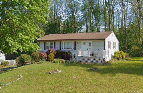 9 Merriewold Ln S, Monroe, NY, 10950-2204 | Card Image