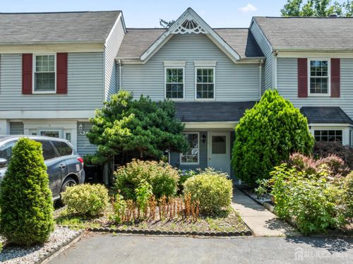 7 Letts Ct, East Brunswick, NJ, 08816-5662 | Card Image