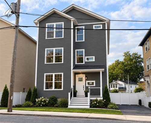 549 Douglas Ave, Providence, RI, 02908-2544 | Card Image