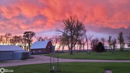 1045 Rake Ave, Belmond, IA, 50421-8001 | Card Image