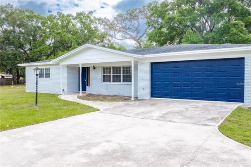 3005 S Kings Ave, Brandon, FL, 33511-7328 | Card Image