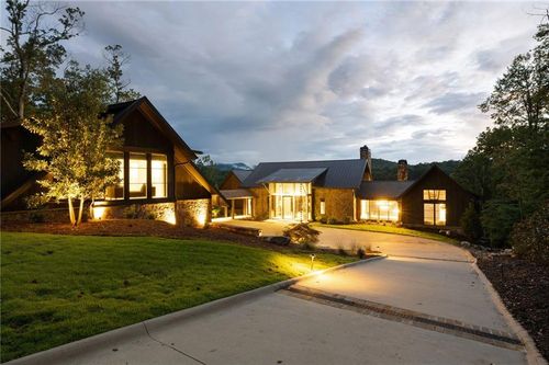 725 Rocky Point Dr, Morganton, GA, 30560-3613 | Card Image