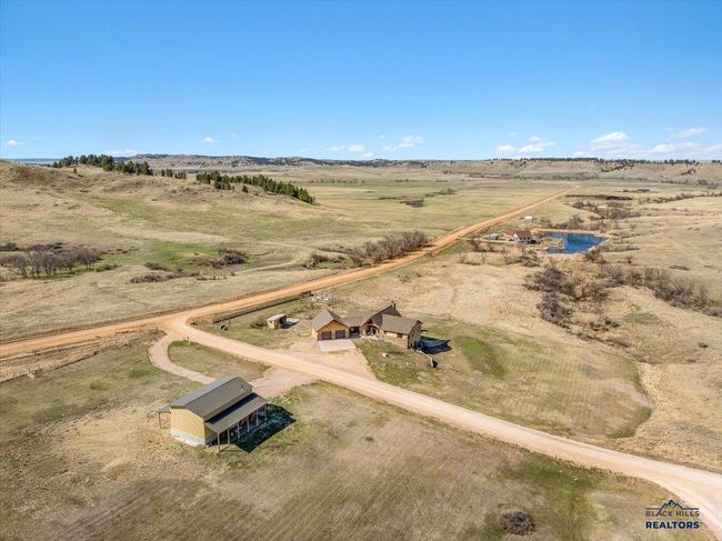 10226 Buena Vista Ln, House other with 6 bedrooms, 4 bathrooms and null parking in Belle Fourche SD | Image 39