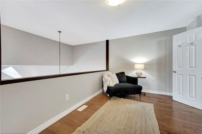 61 Valridge Dr, Townhouse with 3 bedrooms, 3 bathrooms and 3 parking in Ancaster ON | Image 17