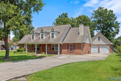 112 Sunnyside Sw, House other with 4 bedrooms, 3 bathrooms and null parking in Hanceville AL | Image 1