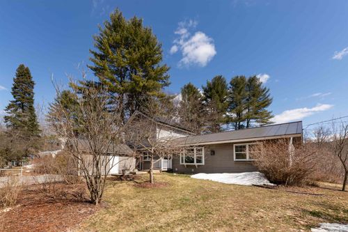 82 Huntley St, Norwich, VT, 05055-9408 | Card Image