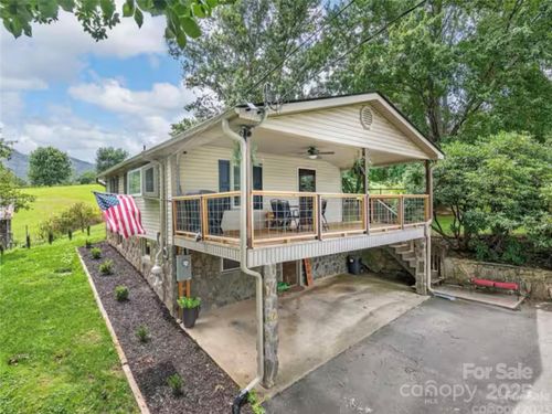 340 Mauney Cove Rd, Waynesville, NC, 28786-2512 | Card Image