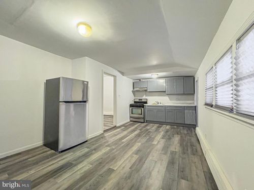 a-38 Broadway, LAUREL SPRINGS, NJ, 08021-2072 | Card Image