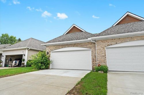 62-9418 Rayna Dr, Davison, MI, 48423-1745 | Card Image