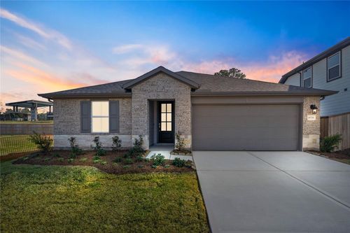 19729 Flag View Dr, Montgomery, TX, 77316-3540 | Card Image