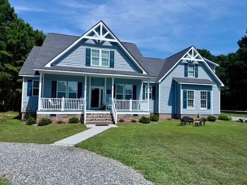 330 Jackson Farm Ln, Deltaville, VA, 23043-2438 | Card Image
