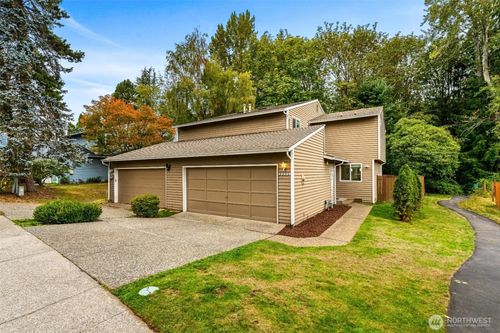 13324 Ne 138th Pl, Kirkland, WA, 98034-5520 | Card Image