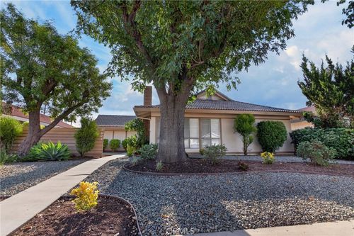 9624 Swinton Avenue, North Hills, CA, 91343 | Card Image