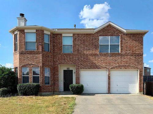 1401 Kilkenny Dr, Arlington, TX, 76002-3738 | Card Image