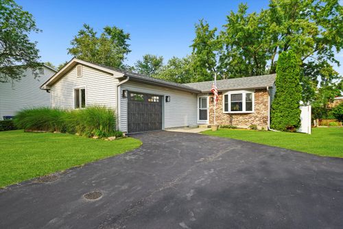 1760 Lombard Ct, GLENDALE HEIGHTS, IL, 60139-2043 | Card Image