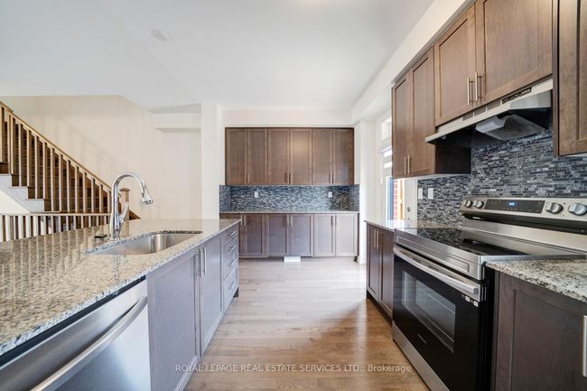 530 Danks Ridge Dr, House attached with 4 bedrooms, 3 bathrooms and 1 parking in Ajax ON | Image 23