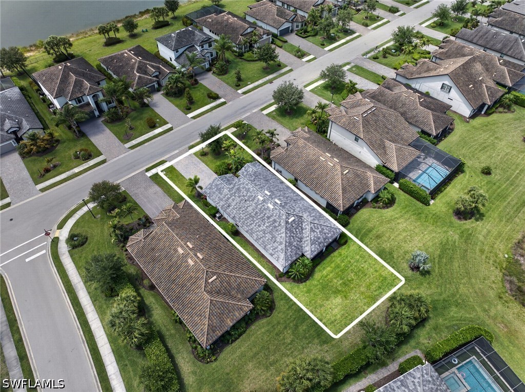 Residential in Estero 4
