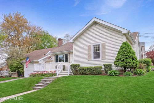 85 Woodbury Ave, Stamford, CT, 06907-1930 | Card Image
