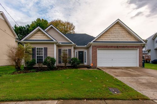1121 Twin Circle Dr, Nashville, TN, 37217-4068 | Card Image