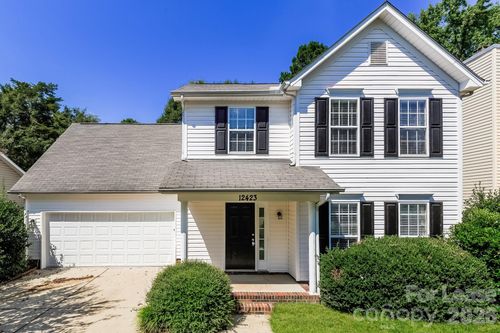 12423 Autumn Blaze Dr, Charlotte, NC, 28278-7225 | Card Image