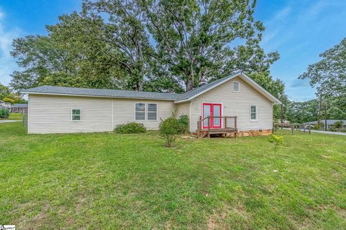 13 Meadors Ave, Greenville, SC, 29605-1633 | Card Image