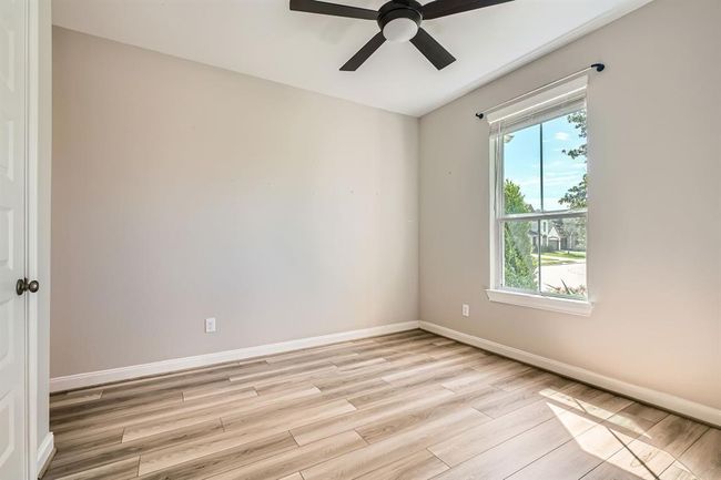 Main Level Bedroom | Image 15