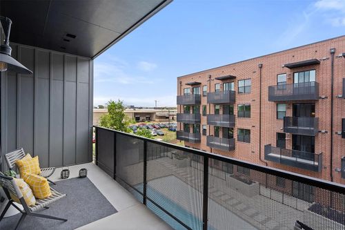341-4510 Terry O Ln, Austin, TX, 78745-2190 | Card Image