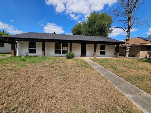 5706 Rutherglenn Dr, Houston, TX, 77096-4806 | Card Image