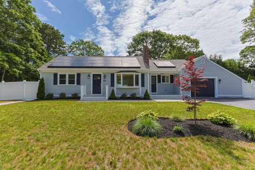 28 Vandermint Ln, Hyannis, MA, 02601-2171 | Card Image