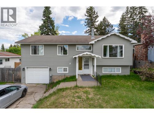 2909 Pinewood Ave, Prince George, BC, V2N1H8 | Card Image