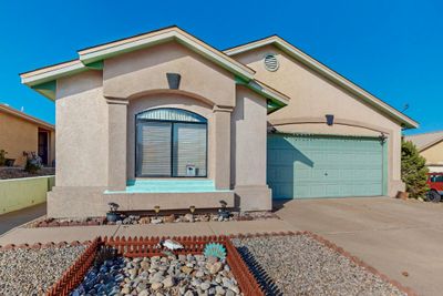 3815 Suntrail Road Nw, House other with 4 bedrooms, 2 bathrooms and null parking in Albuquerque NM | Image 3